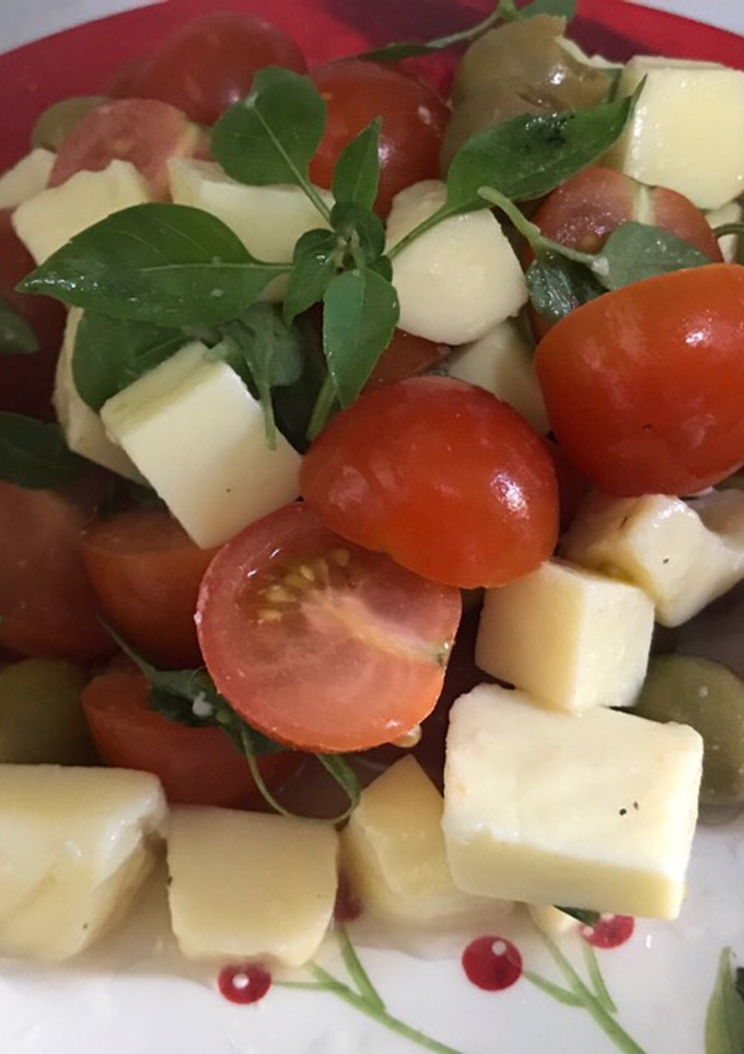 Una foto de Ensalada caprese