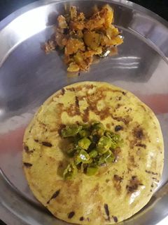 मक्का की रोटी (Makka ki roti recipe in Hindi) रेसिपी मुख्य फोटो