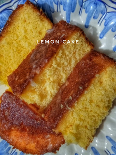 A picture of Lemon Cake.