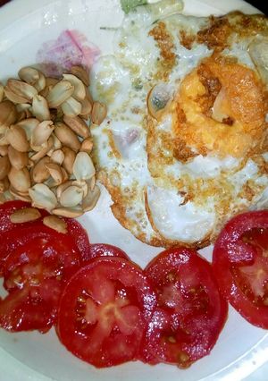 A picture of Fried eggs.