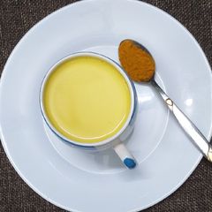 A picture of Garlic Turmeric Immunity Booster.