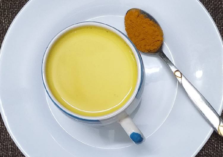 Steps to Prepare Favorite Garlic Turmeric Immunity Booster