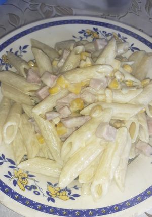 Foto di Penne prosciutto panna e mais