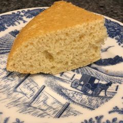 A picture of Vanilla cake.
