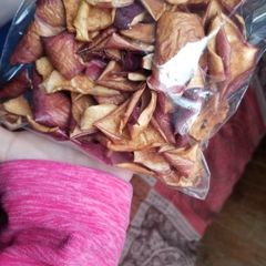 A picture of Cinnamon & Sugar Baked Apple Peel Chips.