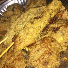 A picture of Lucknowi galouti kabab.