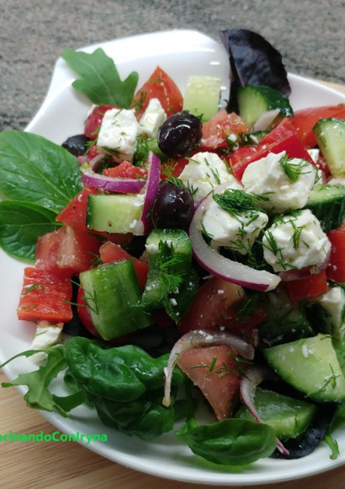 Una foto de Ensalada griega Horiatiki