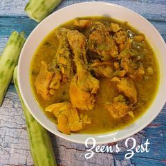 A picture of Tori Chicken/Ridge Gourd with Chicken.