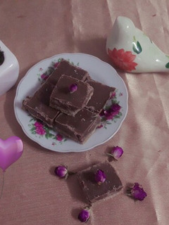 عکسی از دستور حلوای دو رنگ 😍