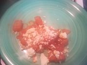 Una foto de salsa de guindilla
