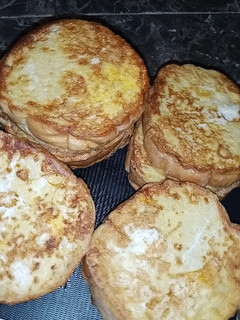 A picture of French toast.