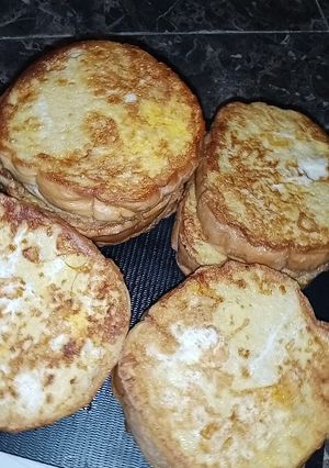 A picture of French toast.
