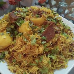 A picture of Beef Akni.