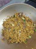 Mie goreng 3 telor bakso, telor, dan wortel