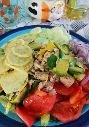 Una foto de Ensalada surtida estilo Romy