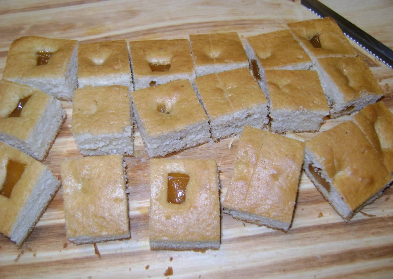 Cuadrados de Torta-Frola con membrillo y batata