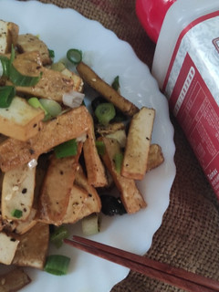 下酒菜─蔥香豆干 的食譜成品照片
