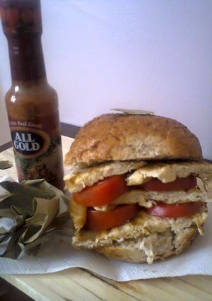 A picture of Eggs Tomato Burger #localfoodcontest NAIROBI SOUTH.