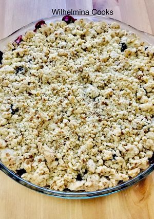 A picture of Blueberry Crumble.
