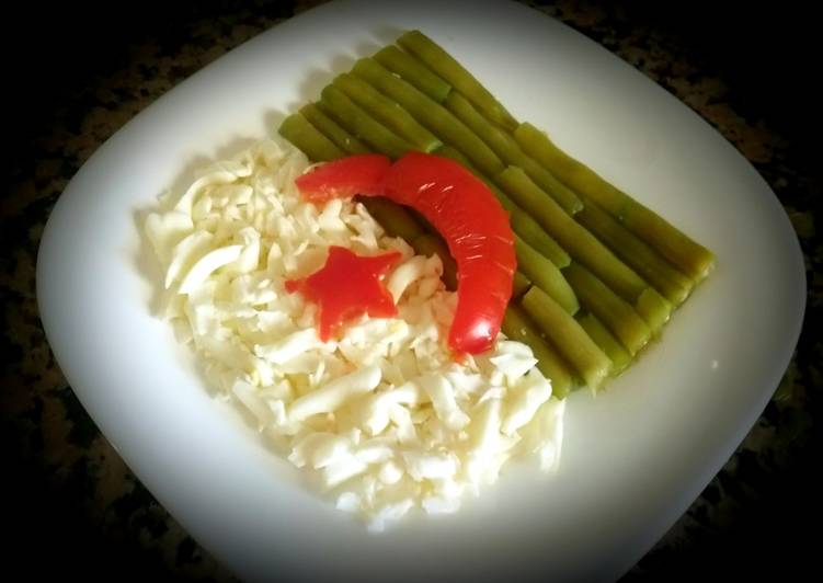 Algerian flag salad