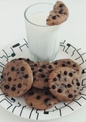 A picture of No Bake Oats Chocolate Chip Cookies.
