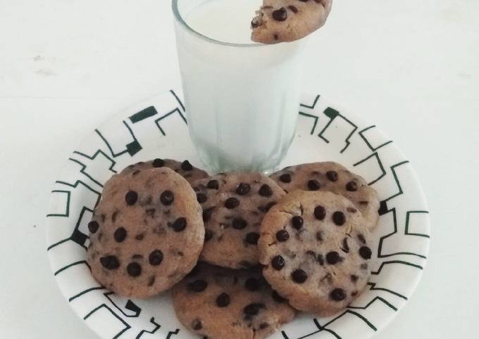 No Bake Oats Chocolate Chip Cookies