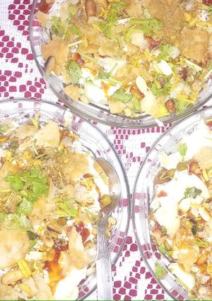 পাপড়ি চাট(Papri Chaat recipe in Bengali) রেসিপির প্রধান ছবি