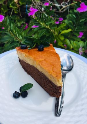 Una foto de Pastel imposible (chocoflan)