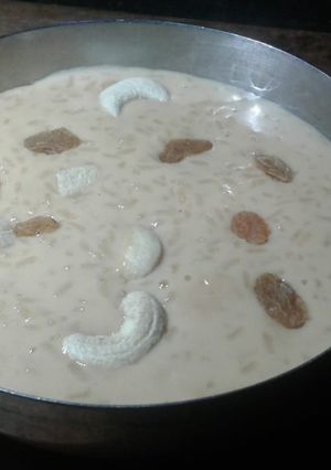 A picture of Nalen gurer payesh(date palm jaggery kheer).