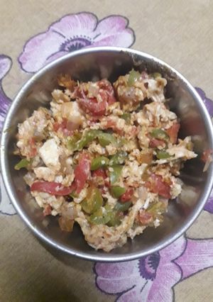 A picture of Egg capcicum bhurji.