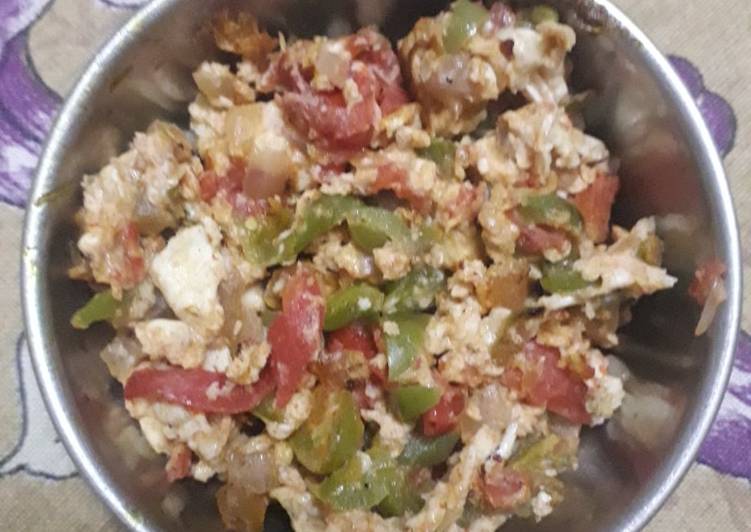 Recipe of Quick Egg capcicum bhurji