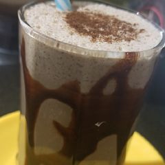 A picture of Oreo cold coffee.