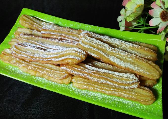 Resep memasak Churros ala anak kos mudah (di sertai takaran sendok😉)  gurih
