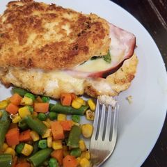 A picture of Chicken Cordeblue.