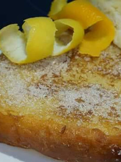 Una foto de Torrijas con pan casero de torrijas