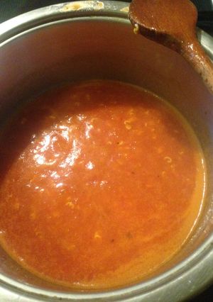 Paradicsomleves betűtésztával recept fotója