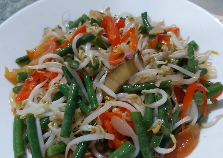 Tumis toge kacang panjang