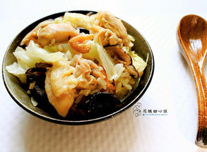 高麗菜香菇雞飯(電鍋版) 的食譜成品照片