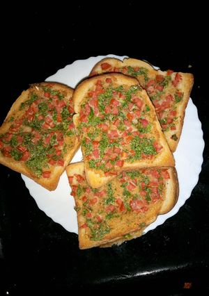 A picture of Stuffed baked butter bread.