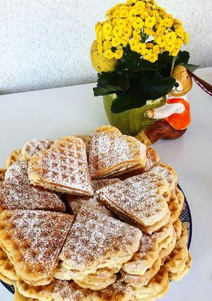 O poză a rețetei Faguri cu cremă de vanilie / nutella.