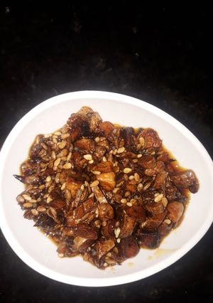 मराठवाडा स्पेशल झणझणीत झुरका (jhurka recipe in marathi) रेसिपी चे मुख्य फोटो 