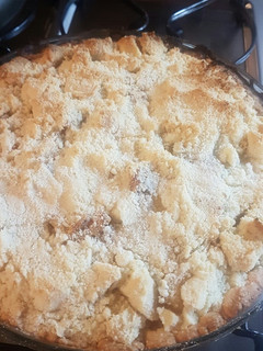 Una foto de Súper Crumble de Manzana con Crema Pastelera