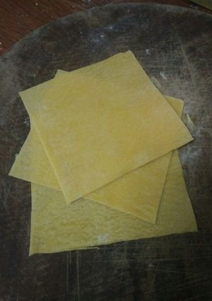 Hình của món Làm vỏ hoành thánh.