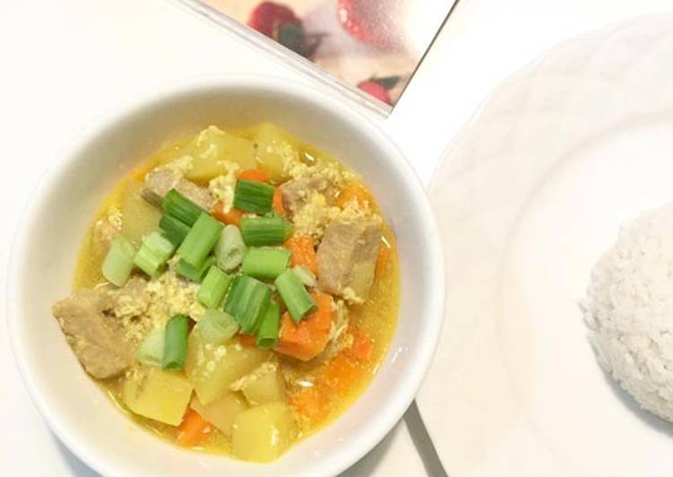 Bagaimana Membuat Sup Tuna Kuah Kuning Anti Gagal