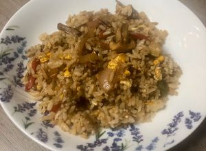 Una foto de Arroz Chaufa Vegetariano