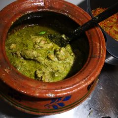 A picture of Boneless Handi with twist.