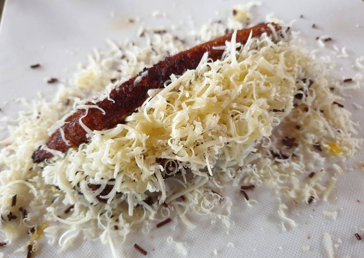 Recipe of Perfect Fried Banana with cheese & Chocolate