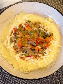 Tejszínes zöldséges ragu gluténmentesen gyors főző edényben recept fotója