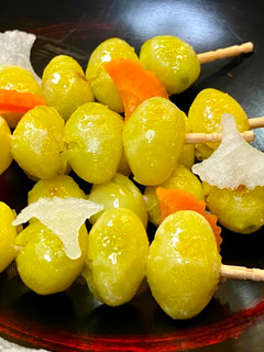 A picture of Butter-fried Gyngko Nuts.