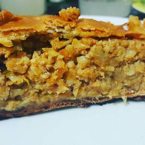 Empanada gallega de merluza